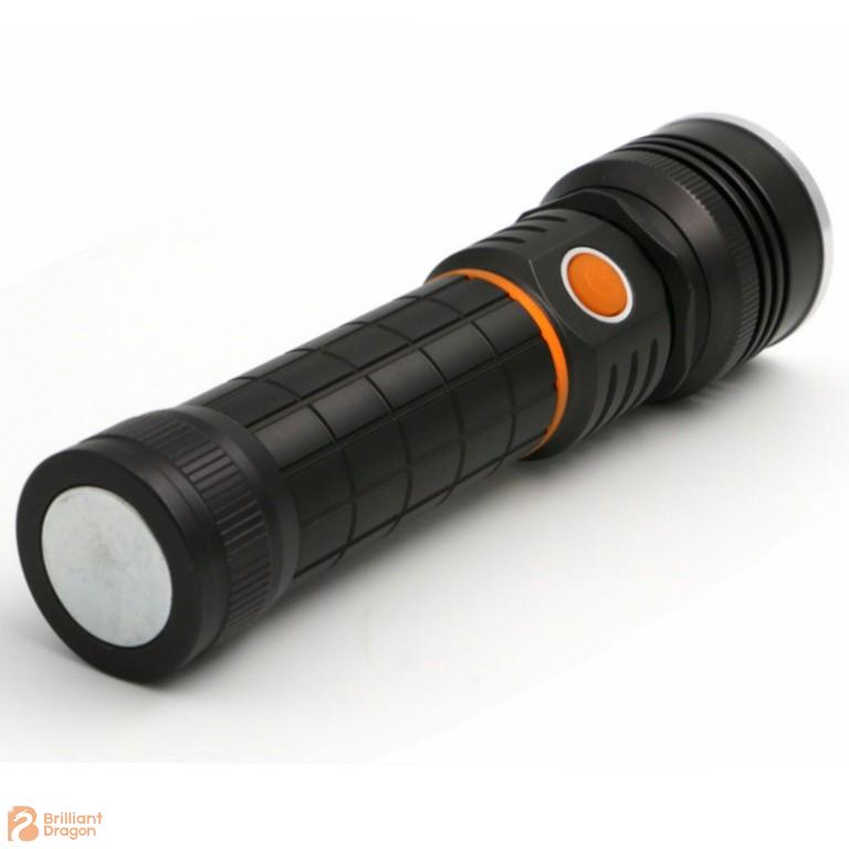Zooming Adjustable Rechargeable Aluminum XPE and COB Flashlight with Magnet